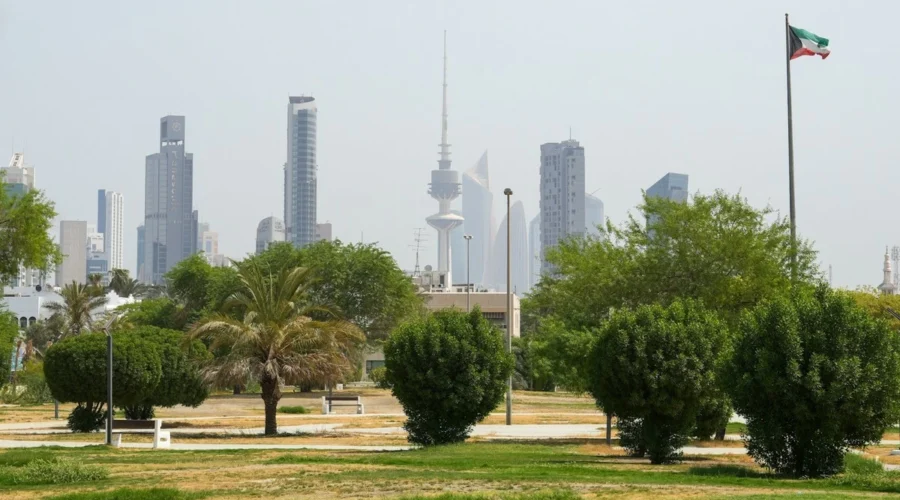 Heatwave in Kuwait gets a humid twist