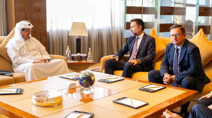 PM receives Airbus MEA President