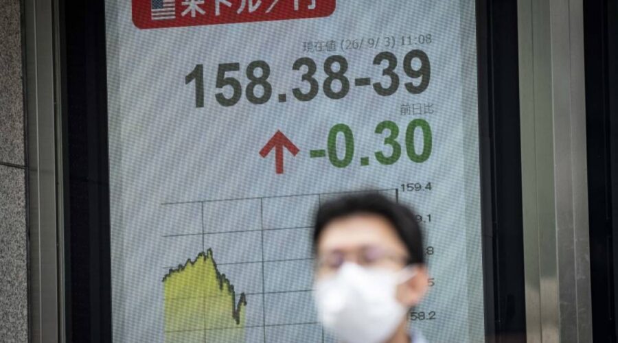 Oil sinks, stocks rise after Trump hints at brief strikes